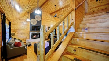 Cabin, Multiple Beds, Hot Tub, Mountain View (Kalo Cabin) | Living area | 42-inch flat-screen TV with digital channels, fireplace