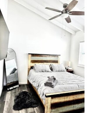 2 Schlafzimmer, Bügeleisen/Bügelbrett, WLAN