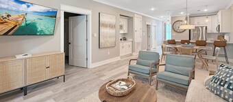 Upstairs Newly Built Condo at Diamondhead Country Club - Walk to the Clubhouse
