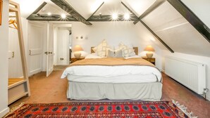 3 室のベ ッドルーム、WiFi、ベッドシーツ