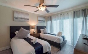3 bedrooms, iron/ironing board, WiFi, bed sheets