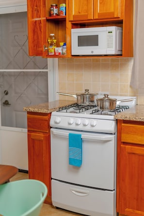 Microwave, oven, stovetop