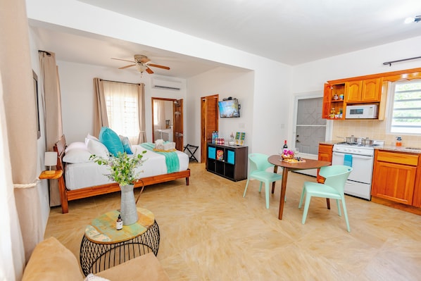 1 bedroom, iron/ironing board, Internet, bed sheets