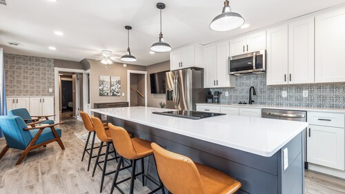 Jackson Street Suite House