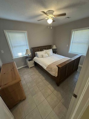 Iron/ironing board, travel crib, free WiFi, bed sheets
