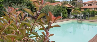 Podere Isabella - Oak Apartment with fenced garden and barbecue