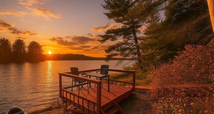 Peaceful Year-Round Lakefront Getaway Nickel Lake