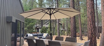 Newly renovated cozy cabin in charming Black Butte Ranch