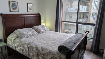 1 chambre, fer et planche Ă repasser, Wi-Fi gratuit, draps fournis