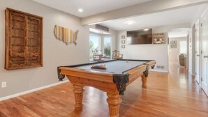 Unclassified image, 2 of 44, button - Sleeps 12 - Thornton - 25 Min. to Downtown Denver (Thornton)