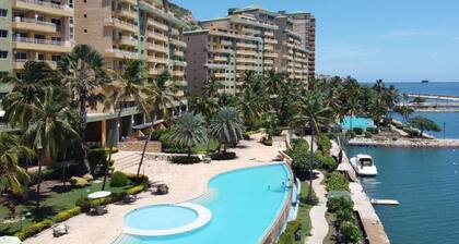 Premium Lecheria | Oceanfront, Pool, and Relaxation