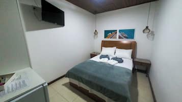 Standard Double Room, Garden View | Blackout drapes, iron/ironing board, free WiFi
