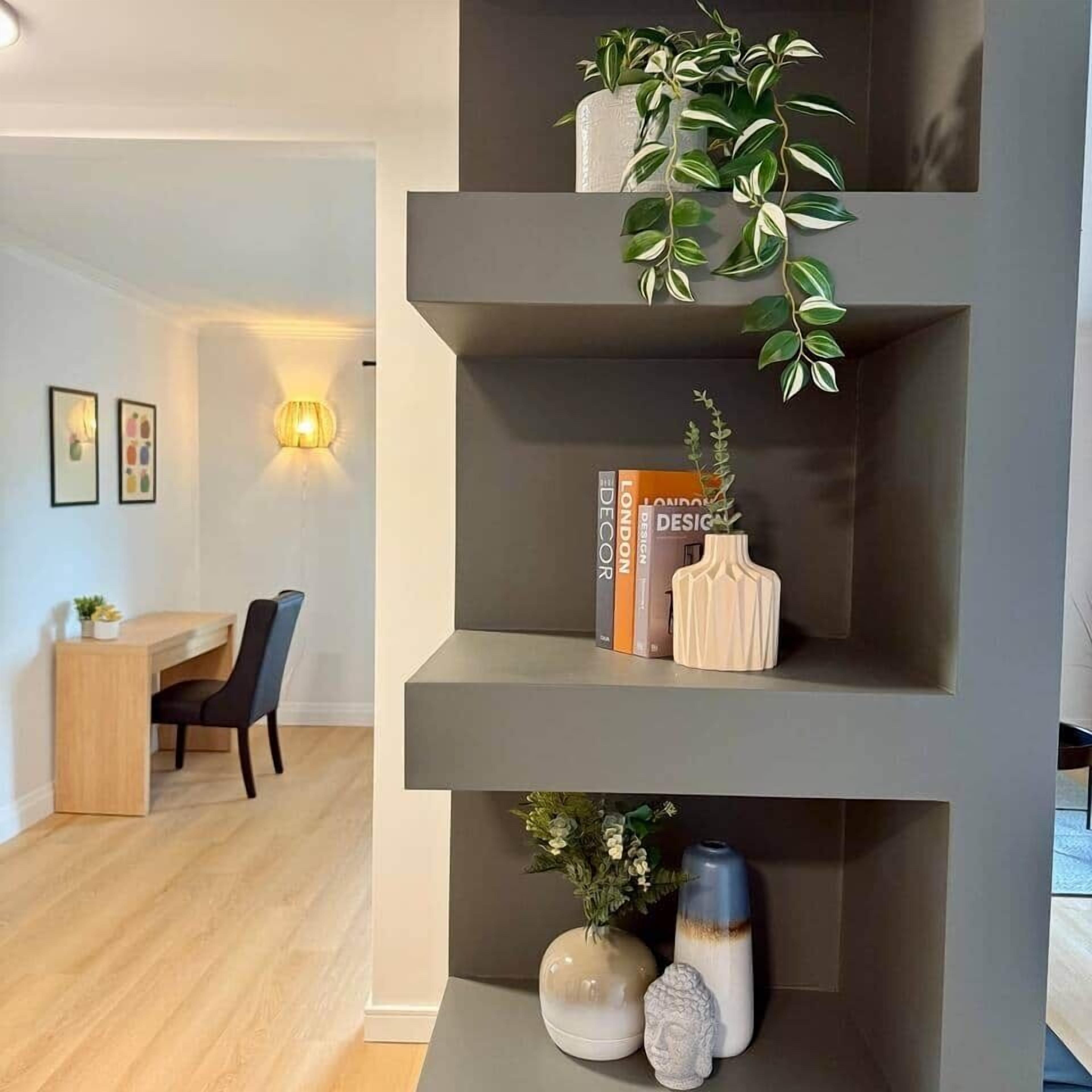 المنشأة من الداخل