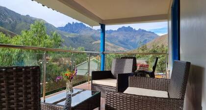 Total disconnection in the Sacred Valley, jacuzzi among mountains
