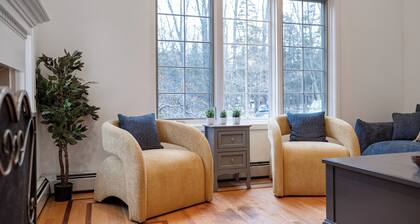 Luxury 9BR Retreat w/Pool & Hot Tub
