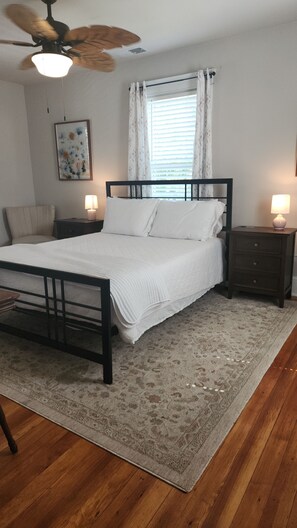 2 habitaciones, tabla de planchar con plancha y wifi gratis 
