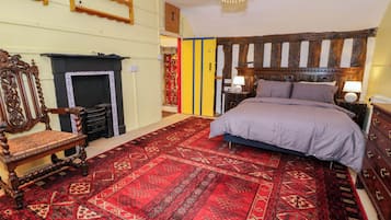 5 bedrooms, individually decorated, individually furnished, free WiFi