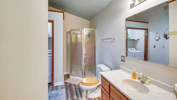 Hair dryer, towels