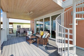 Property grounds - Newly built home near beach with sound view, balcony, WiFi, W/D & AC (Navarre)