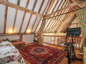3 bedrooms, individually decorated, individually furnished, free WiFi
