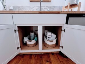 Interior - Private Urban Garden Escape Studio in Kalamazoo (Kalamazoo)