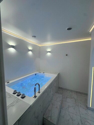 The Floor - Suite Passion d'Or & jacuzzi privé