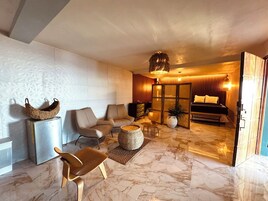 Suite, Lake View | Free WiFi