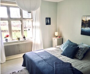 3 Schlafzimmer, Reisekinderbett, Internetzugang