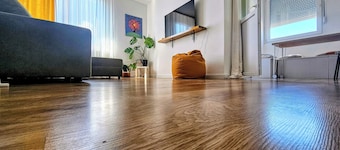 TESLA City-View Apartment with Free Parking, Fruits, Coffee & Wi-Fi
