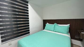 1 quarto, cofres nos quartos, Wi-Fi de cortesia, roupa de cama