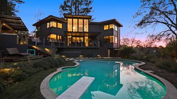 Studio (4 Bedrooms) | Pool | Outdoor pool