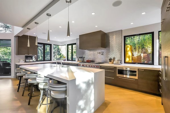 Studio (4 Bedrooms) | Boendets fasad