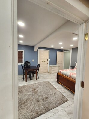 2 habitaciones, internet y ropa de cama