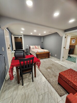 2 Schlafzimmer, Internetzugang, Bettwäsche