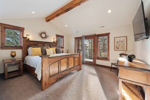 5 bedrooms, WiFi, bed sheets