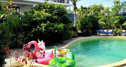 Jungle Villa - Apartment on Upper Floor of a Villa