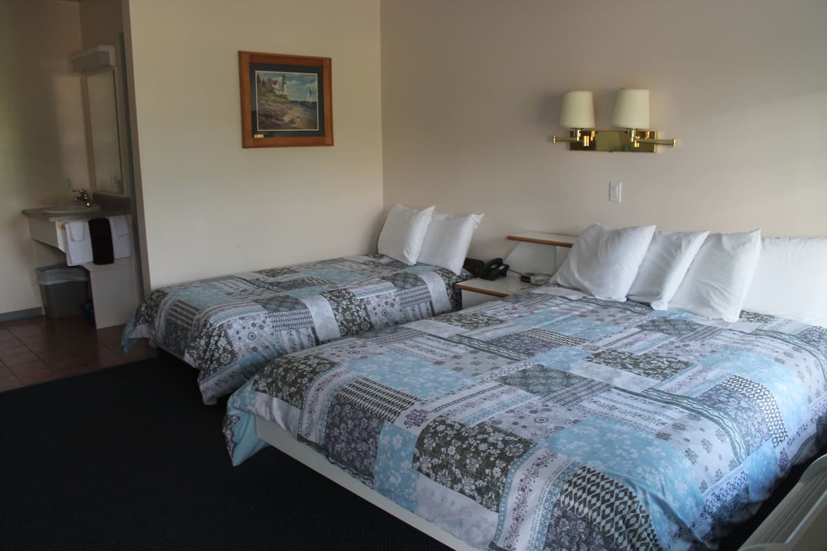 Comfort Room Double Bed | 책상, 노트북 작업 공간, 무료 WiFi