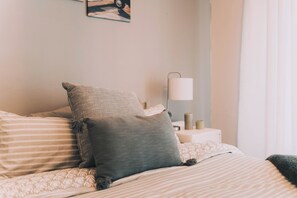 1 chambre, fer et planche à repasser, Wi-Fi, draps fournis