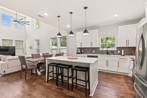 Private kitchen - Casa Blanca at Cedar Creek Lake (Mabank)