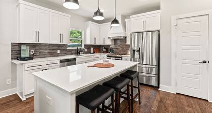 Casa Blanca at Cedar Creek Lake