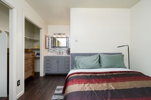 1 bedroom, iron/ironing board, free WiFi, bed sheets