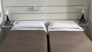 Uklassifisert bilde, 4 av 10, knapp