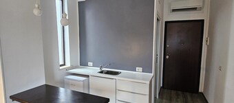 Double or Twin Beds Studio Apartment and Private Parking in Loco