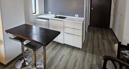 Double or Twin Beds Studio Apartment and Private Parking in Loco
