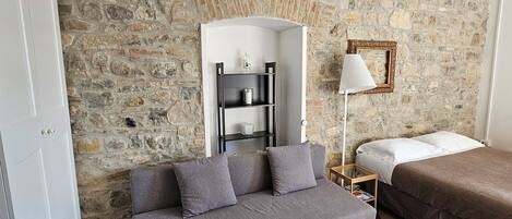 Schreibtisch, kostenloses WLAN