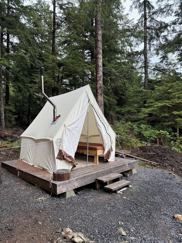 Lake Elizabeth Retreat - car rental available!