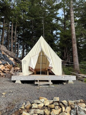 Property grounds - Lake Elizabeth Retreat - car rental available! (Hollis)