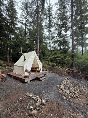 Property grounds - Lake Elizabeth Retreat - car rental available! (Hollis)