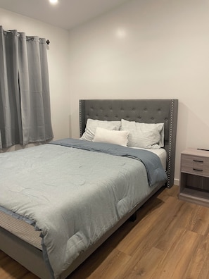 2 bedrooms, iron/ironing board, WiFi, bed sheets - Delightful 2-bedroom 1-bath fully furnished ADU located in a quiet neighborhood (San Jose)