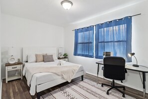 4 habitaciones, escritorio, tabla de planchar con plancha y wifi gratis